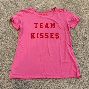 The Neu Co size medium Pink 'Team Kisses' T-Shirt